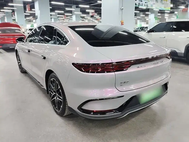 BYD Han — Фото автомобиля 4
