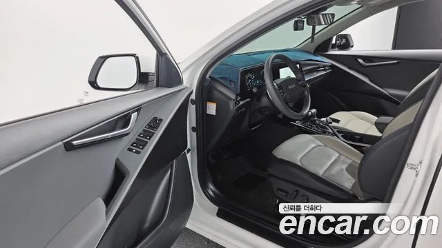 Kia Niro The All New Niro Prestige — Фото автомобиля 7