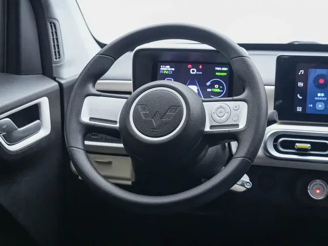 Wuling Hongguang Mini EV — Фото автомобиля 7