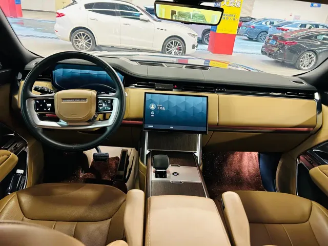 Land Rover Range Rover — Фото автомобиля 12
