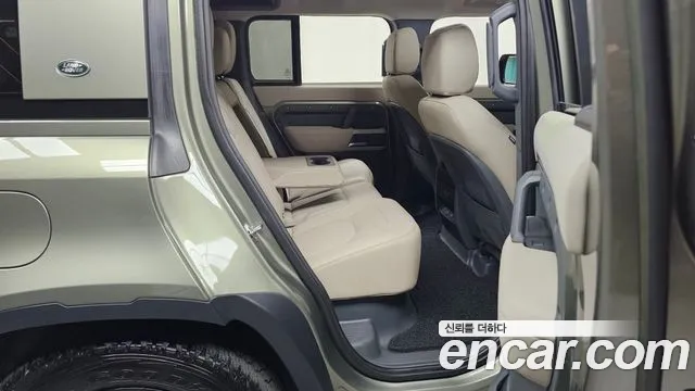 Land Rover Defender L663 — Фото автомобиля 17