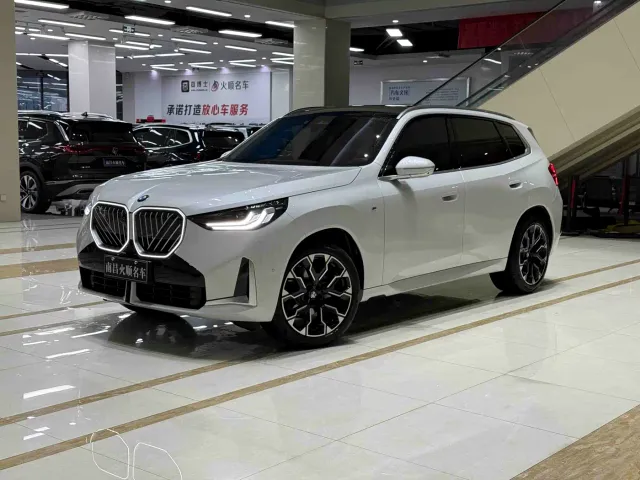 Фотография автомобиля — BMW X3