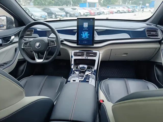 BYD Qin PLUS — Фото автомобиля 17