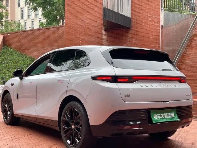 Leapmotor Lafa 5 — Фото автомобиля 10