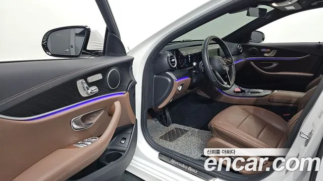Mercedes-Benz E-Class W213 — Фото автомобиля 15