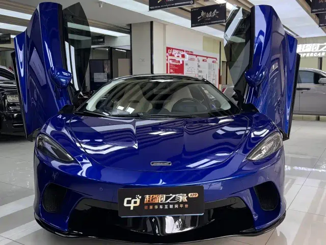 Фотография автомобиля — McLaren GT