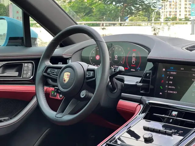 Porsche Panamera — Фото автомобиля 9