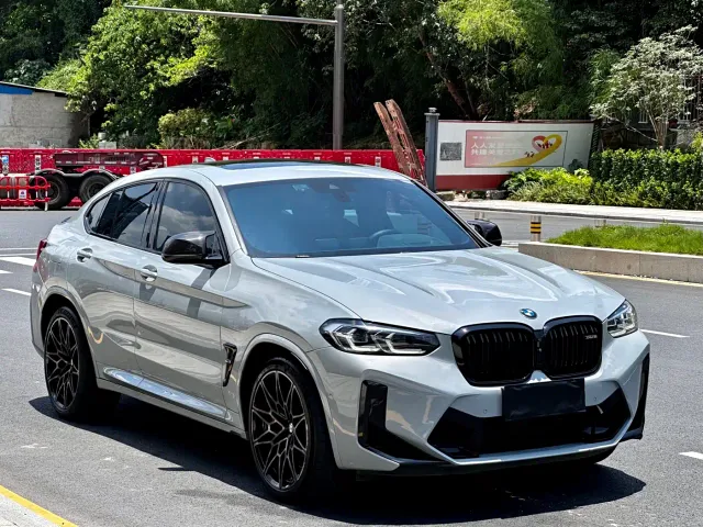 BMW X4 M — Фото автомобиля 3