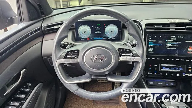 Hyundai Tucson Tucson (NX4) Бензин 1.6 турбо 2WD — Фото автомобиля 11