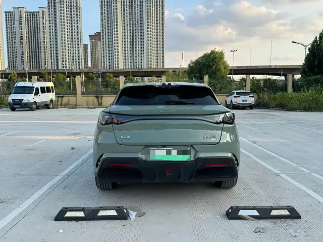 BYD Seal 06 GT — Фото автомобиля 9