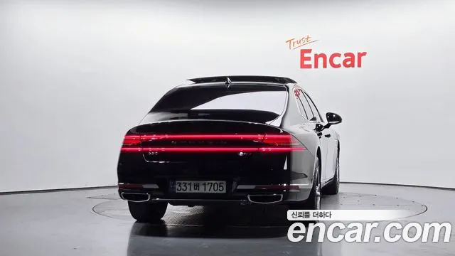Genesis G90 Бензин 3.5 турбо AWD — Фото автомобиля 4