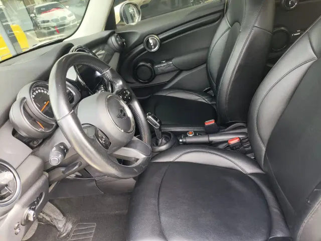 MINI Hatch — Фото автомобиля 5