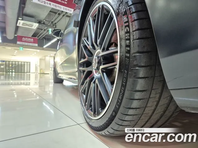 Mercedes-Benz S-Class — Фото автомобиля 19