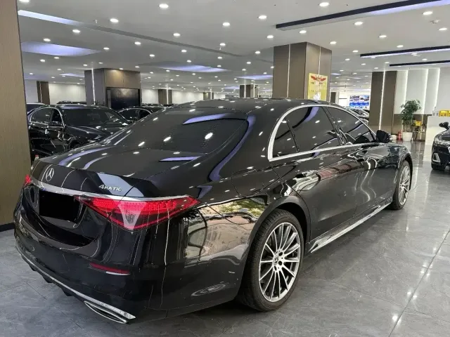 Mercedes-Benz S-Class — Фото автомобиля 15