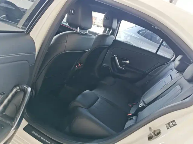 Mercedes-Benz A-Class — Фото автомобиля 16
