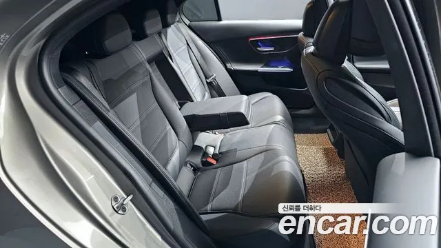 Mercedes-Benz C-Class — Фото автомобиля 12