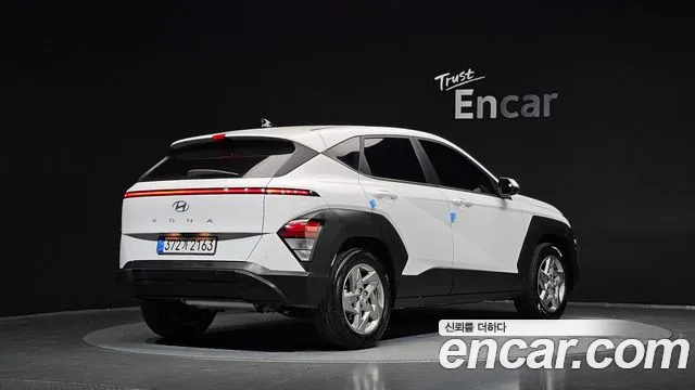 Hyundai Kona — Фото автомобиля 2