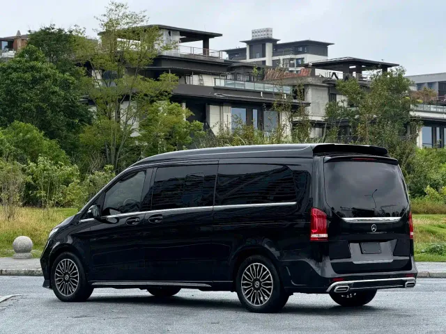 Mercedes-Benz V-Class — Фото автомобиля 5