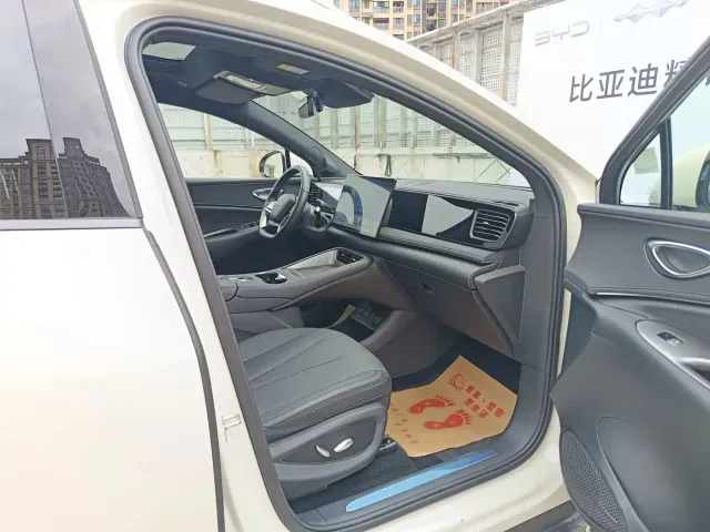 BYD Sealion 06 — Фото автомобиля 14