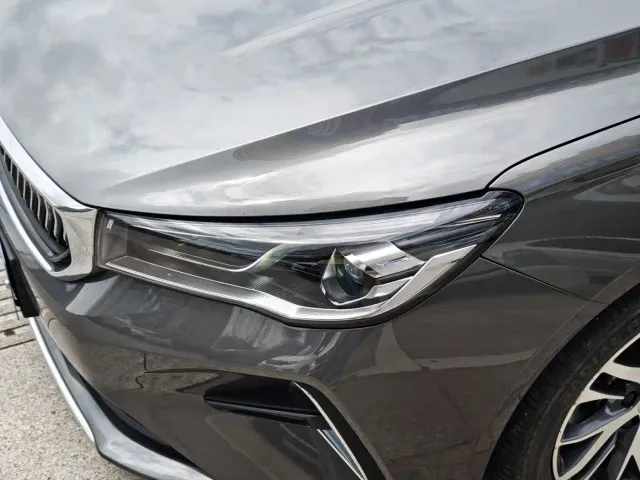 Geely Emgrand — Фото автомобиля 15