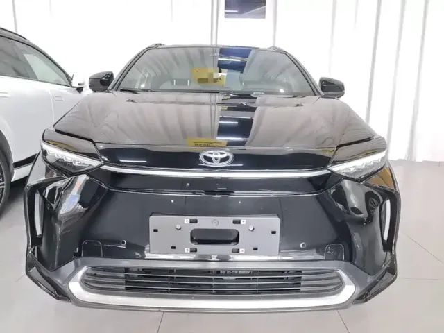 Toyota FAW Toyota bZ4X 2022 AWD High Performance Premium Edition — Фото автомобиля 2
