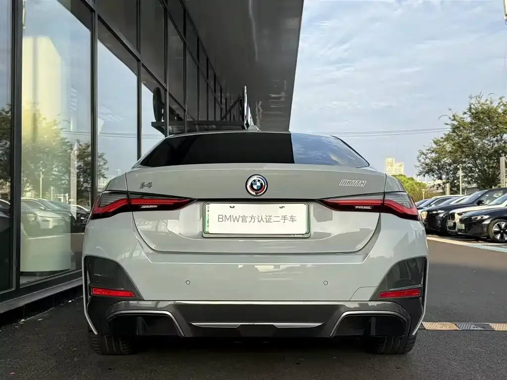 BMW BMW i4 2023 eDrive35 — Фото автомобиля 14