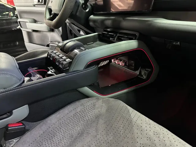 BYD FangChengBao Leopard 5 — Фото автомобиля 8