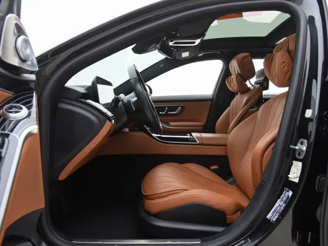 Mercedes-Benz S-Class — Фото автомобиля 11