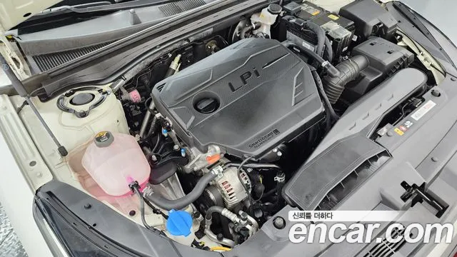 Kia K5 Новый K5 3 поколение 2.0 LPi(Для проката) — Фото автомобиля 6