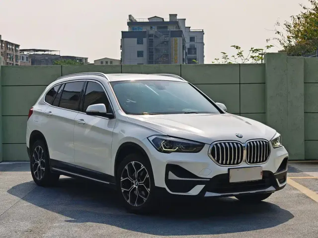 BMW X1 — Фото автомобиля 3