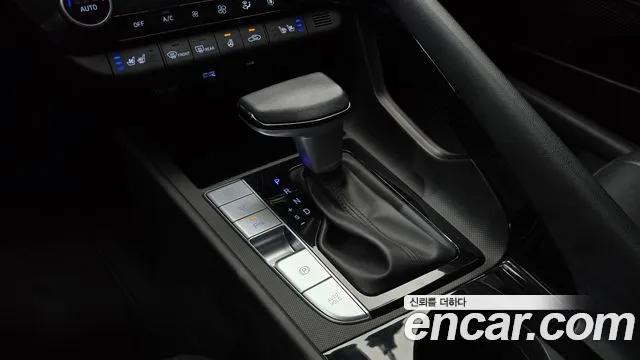 Hyundai Avante CN7 — Фото автомобиля 12