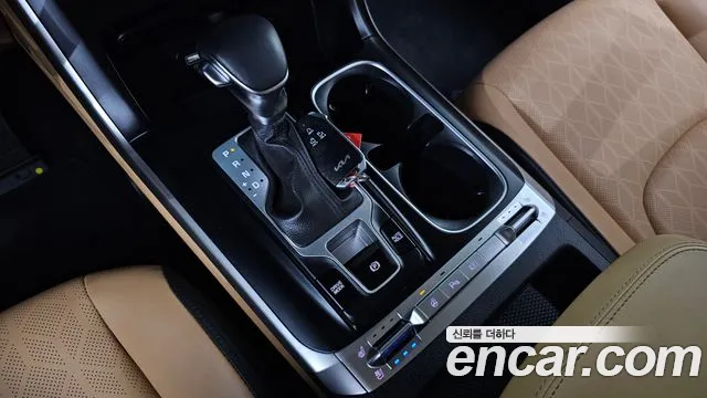 Kia Canival Carnival 4 поколение Дизель 9 мест Prestige — Фото автомобиля 9