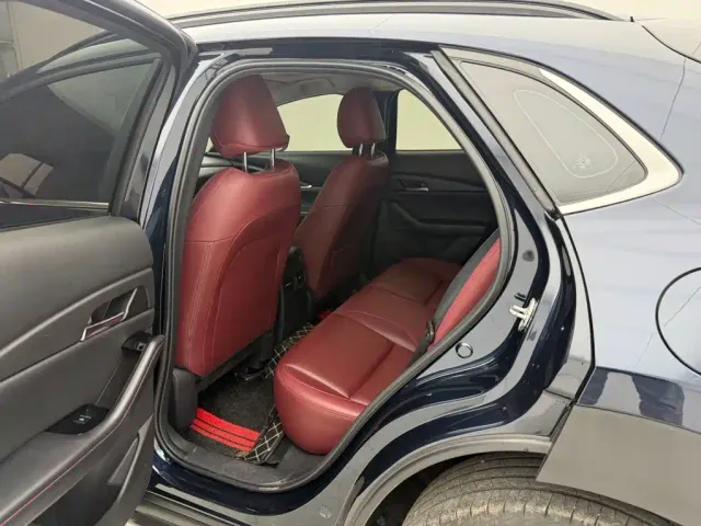 Mazda CX-30 — Фото автомобиля 8