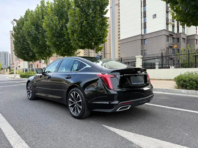 Cadillac CT5 — Фото автомобиля 8