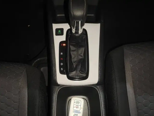 Honda Fit — Фото автомобиля 13
