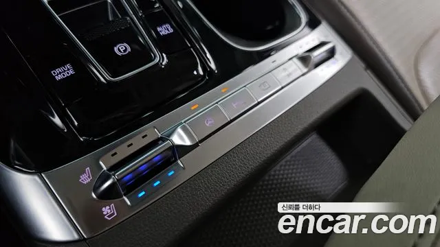 Kia Canival Carnival 4 поколение Дизель 9 мест Signature — Фото автомобиля 13