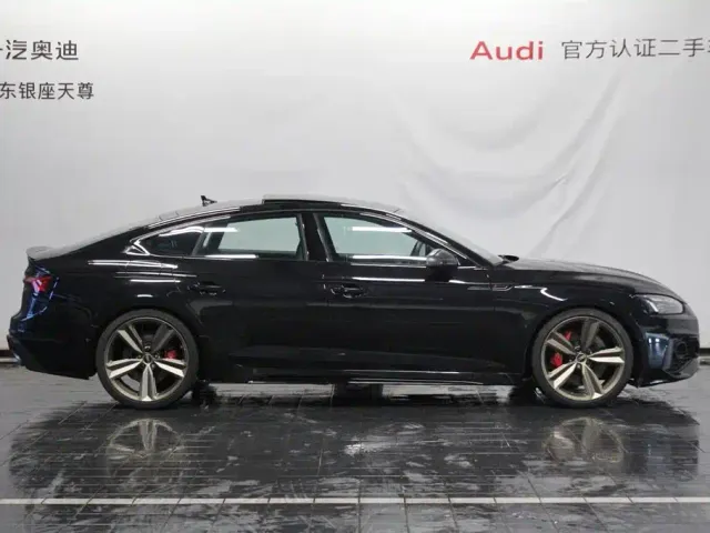 Audi RS 5 — Фото автомобиля 4