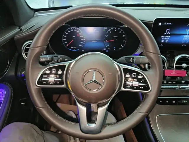 Mercedes-Benz GLC-Class — Фото автомобиля 10