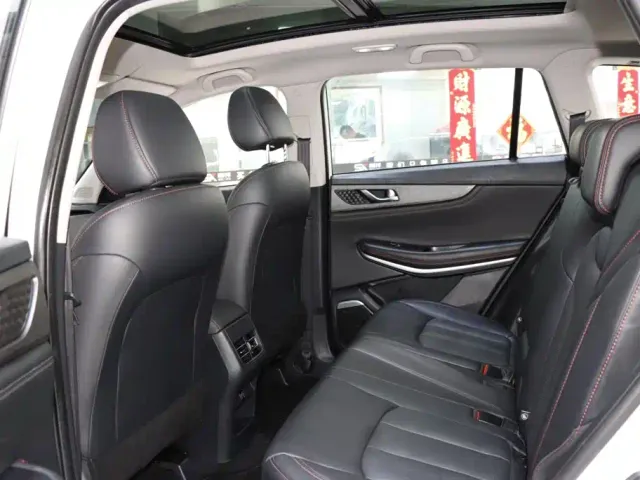 Changan CS75 — Фото автомобиля 11