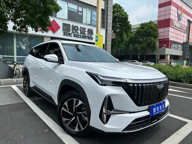 Geely Boyue L — Фото автомобиля 3