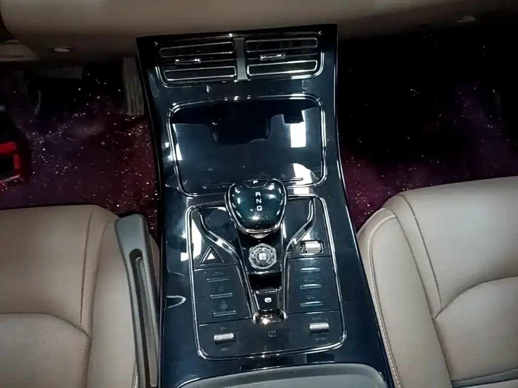 BYD Han 2020 DM AWD Performance Luxury Edition — Фото автомобиля 11