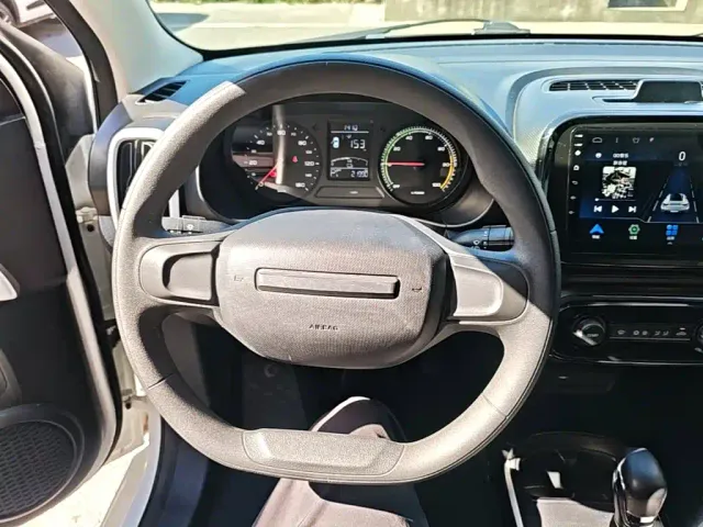 Roewe Clever — Фото автомобиля 10