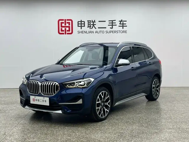 Фотография автомобиля — BMW X1