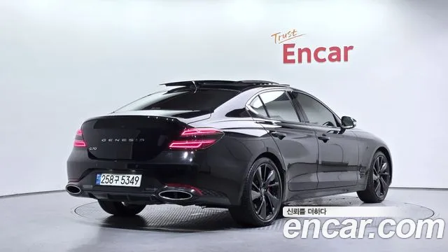 Genesis G70 G70 (New) — Фото автомобиля 2