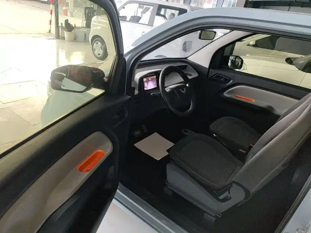 Wuling Hongguang Mini EV — Фото автомобиля 15