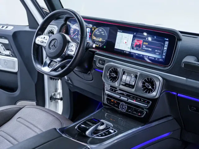 Mercedes-Benz G-Class — Фото автомобиля 20