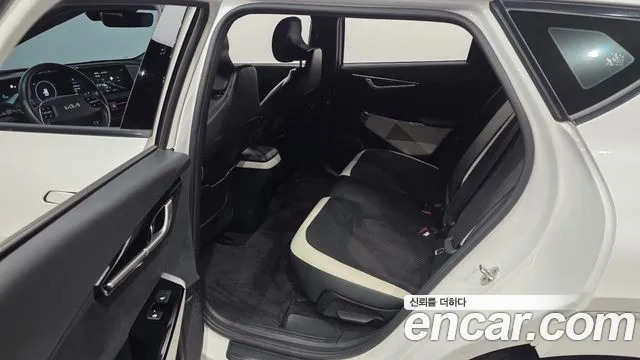 Kia EV6 — Фото автомобиля 26