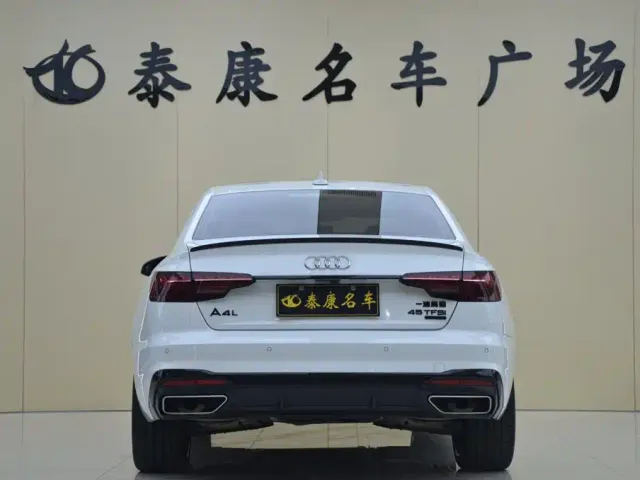 Audi Audi A4L 2024 40 TFSI Luxury Dynamic — Фото автомобиля 3