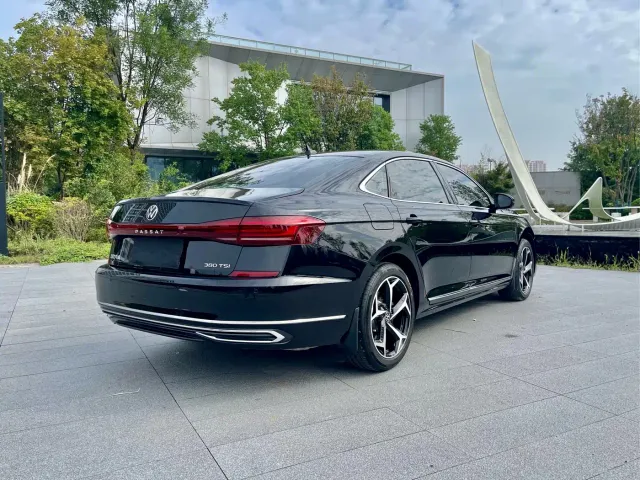 Volkswagen Passat — Фото автомобиля 20