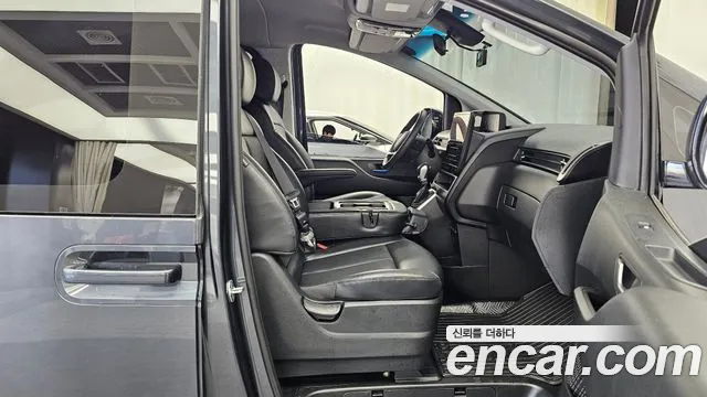 Hyundai Staria — Фото автомобиля 16
